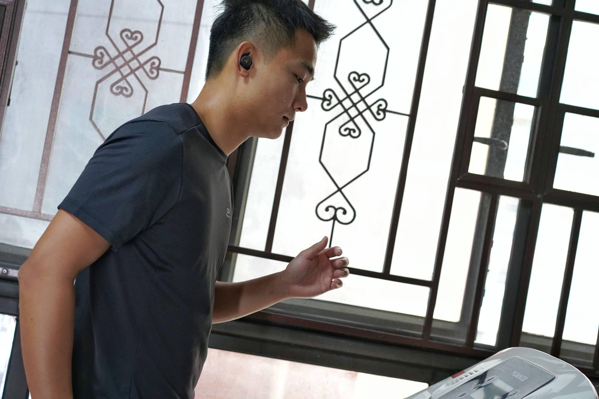 jbl小金盒一代测评,jbl小金盒耳机测评