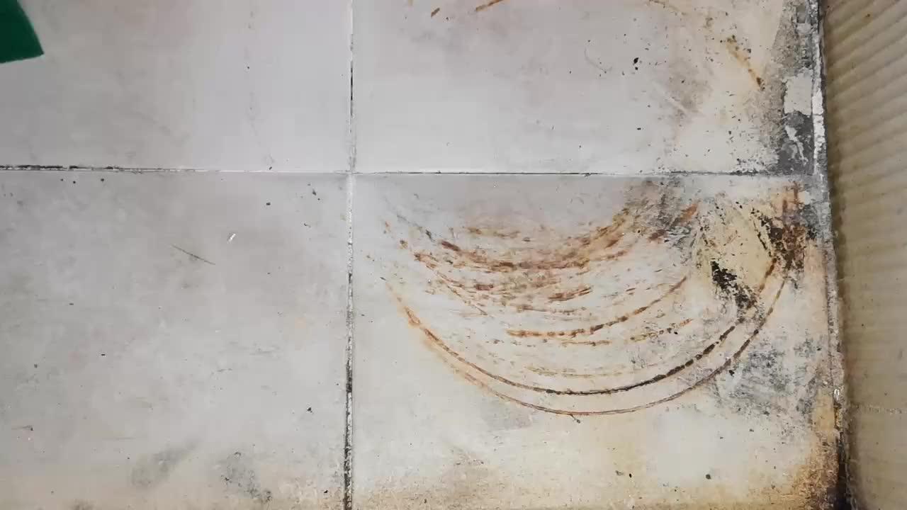 瓷砖好脏用什么清洗最好,瓷砖清洁小妙招瓷砖生锈怎么办
