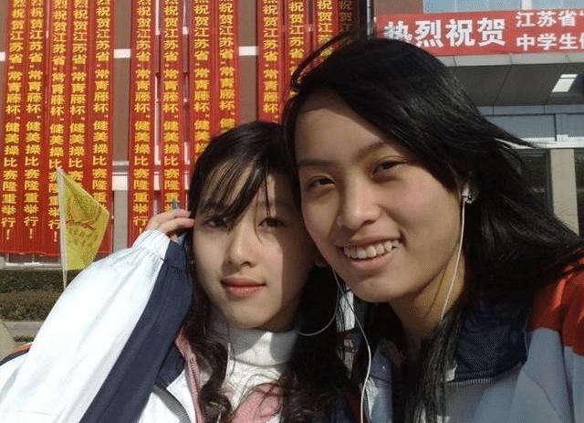 奶茶妹妹与刘强东年龄差距,奶茶妹妹刘强东年龄差