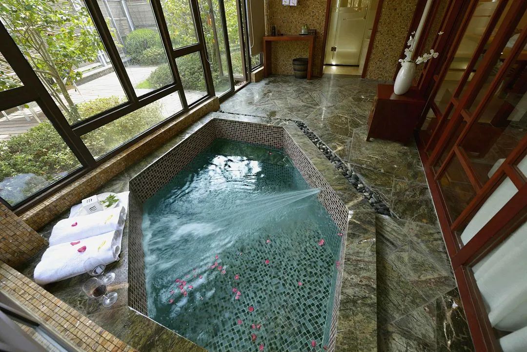 99元温泉套票推荐,99元玩一天的温泉