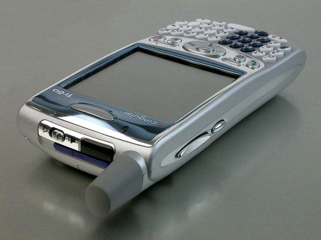 苹果手机为啥要专门设个静音按键,苹果的静音键为啥安卓没有呢