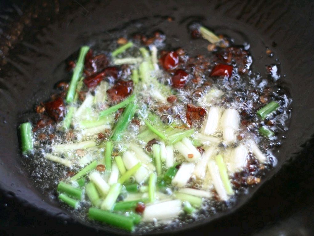 饺子馅料有点油怎么补救,饺子馅放油的正确方法