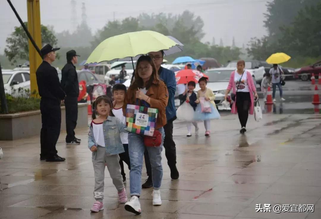 宜都市第四届“神墨杯”千名少儿多元才艺风采展，多图！！！