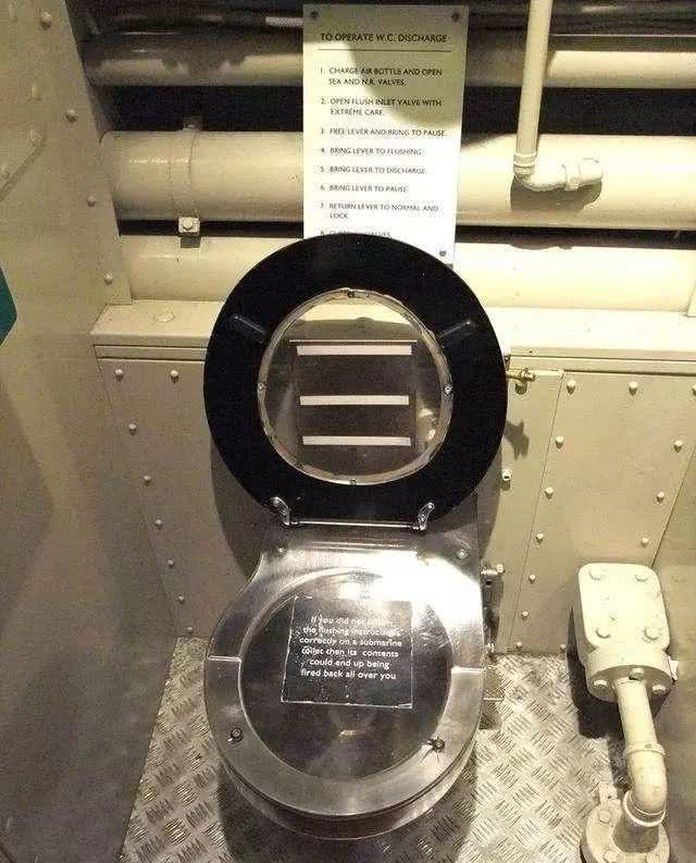 环境差工资待遇低,潜艇兵的真实待遇