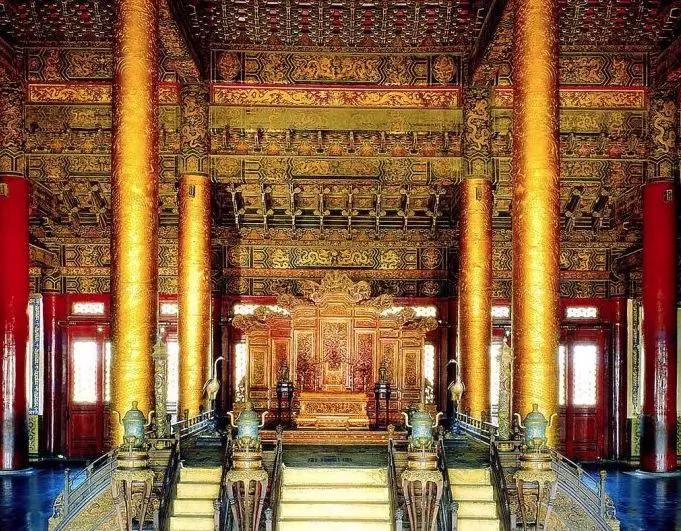 世界上最奢华的宫殿全景高清图片,历史最宏伟的皇家宫殿