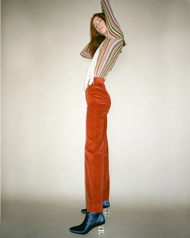 看见今年秋冬必入的第一双靴子，我方了……