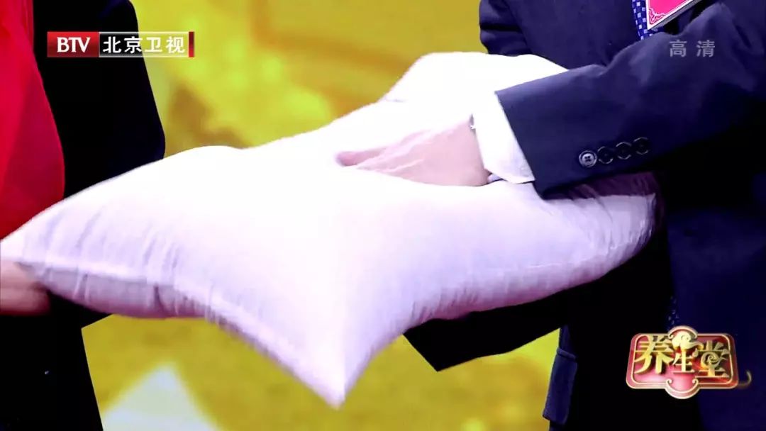 颈动脉有斑块五个办法解决,颈动脉斑块怎么办应该注意什么