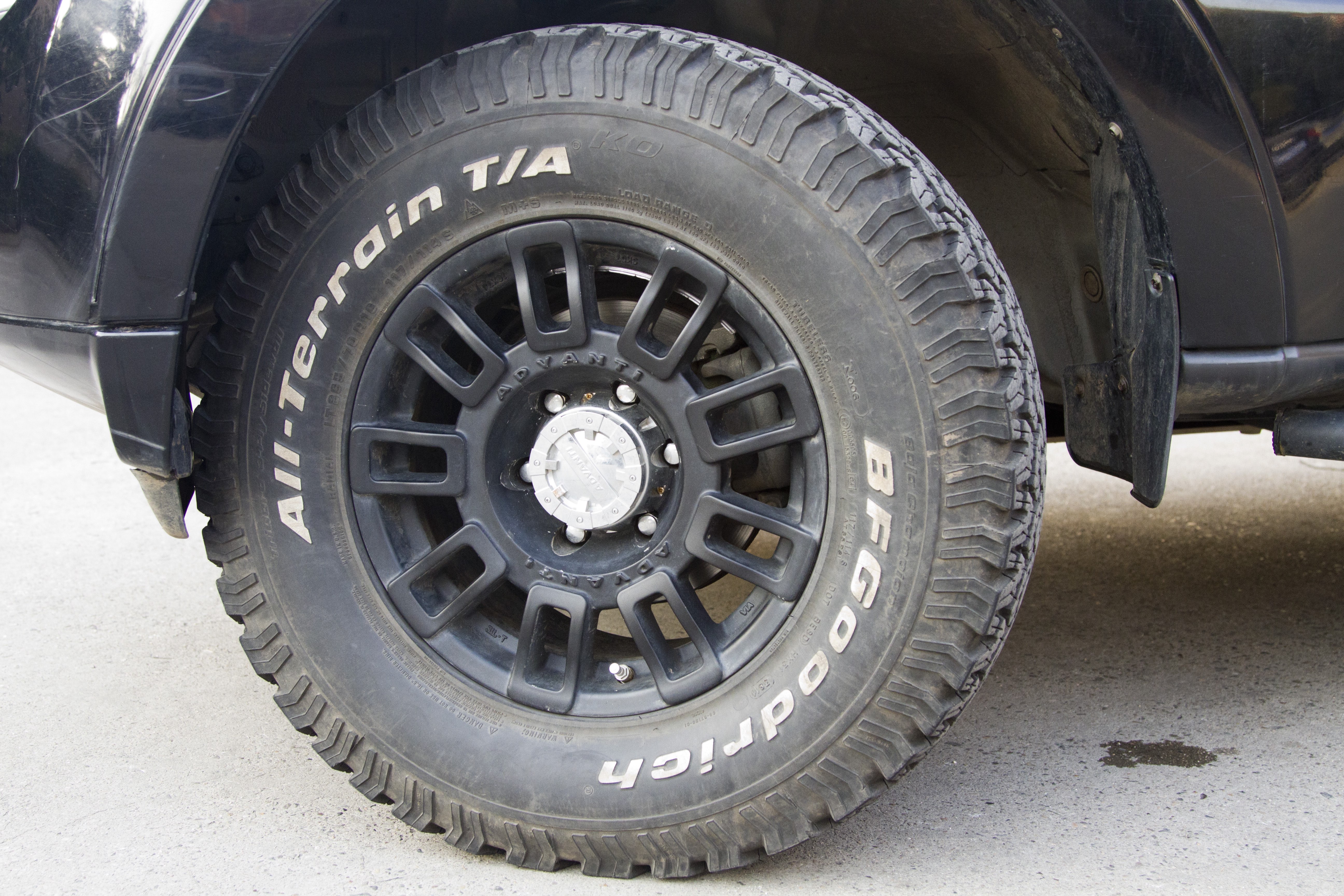 帕杰罗20万左右,19年三菱帕杰罗手动挡20万左右