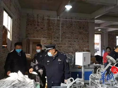 国内的哪些口罩是假的,没有标明执行标准的口罩是假货吗