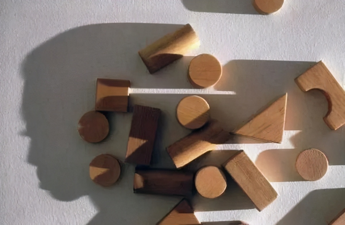 爱画画的孩子幼儿创意美术,100个创意绘画游戏