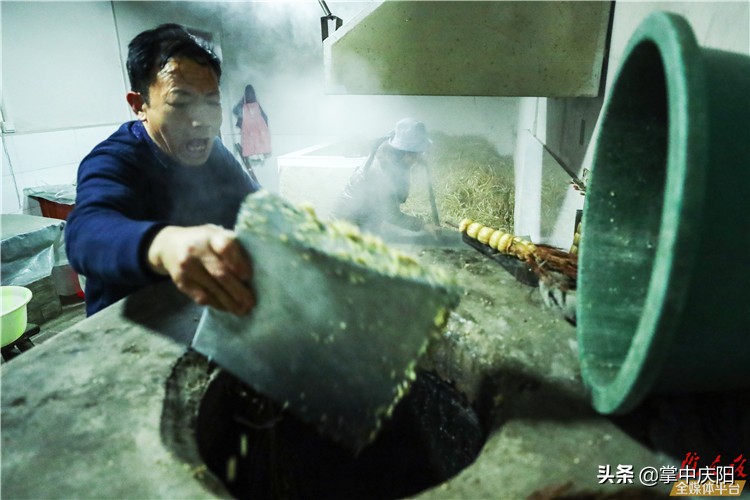 甘肃庆阳：拉板糖里的“年”味道