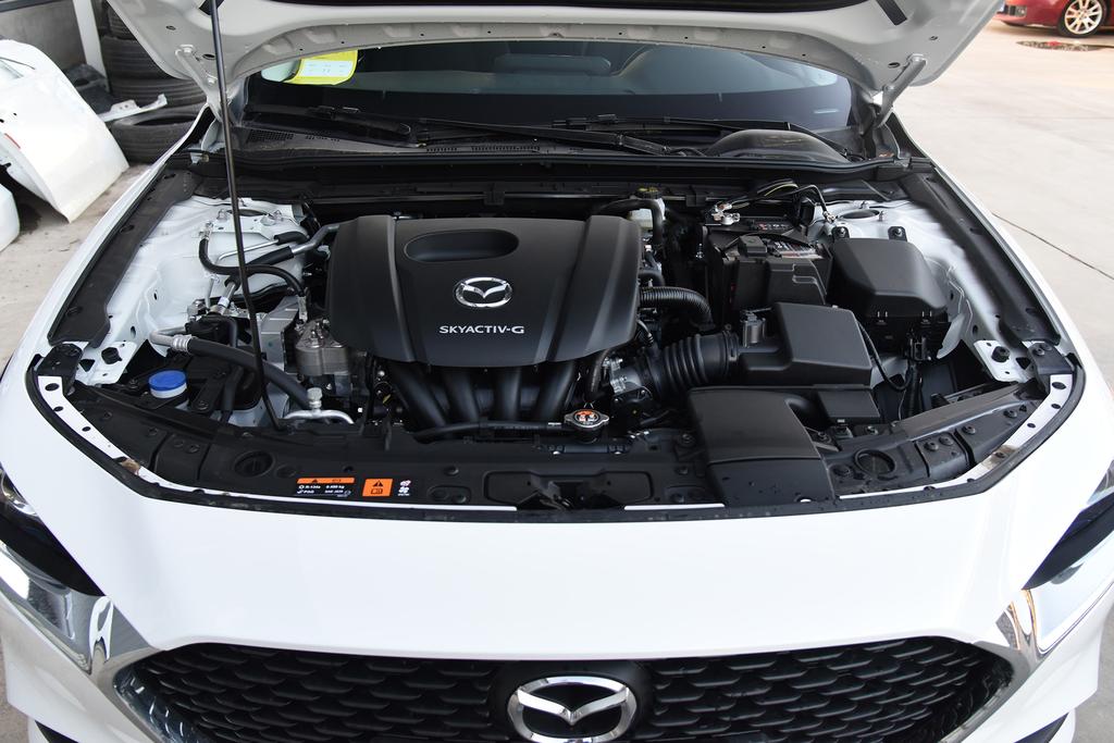 11.29万提长安马自达昂克赛拉,2018年13.99万马自达昂克赛拉