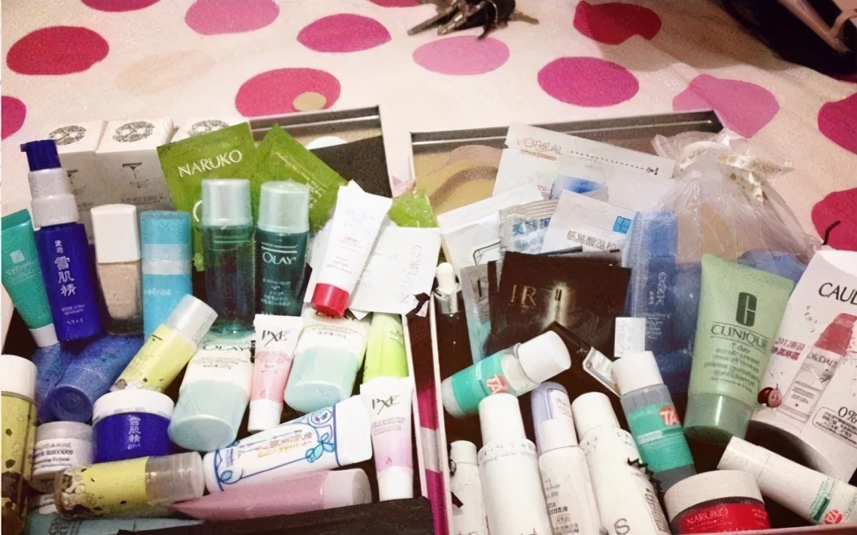 卖大牌小样被立案调查,卖化妆品小样怎么处罚