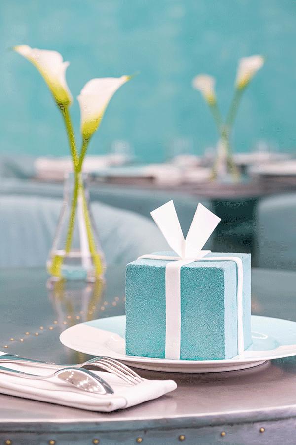 蒂芙尼珠宝海报设计,蒂芙尼珠宝设计师作品