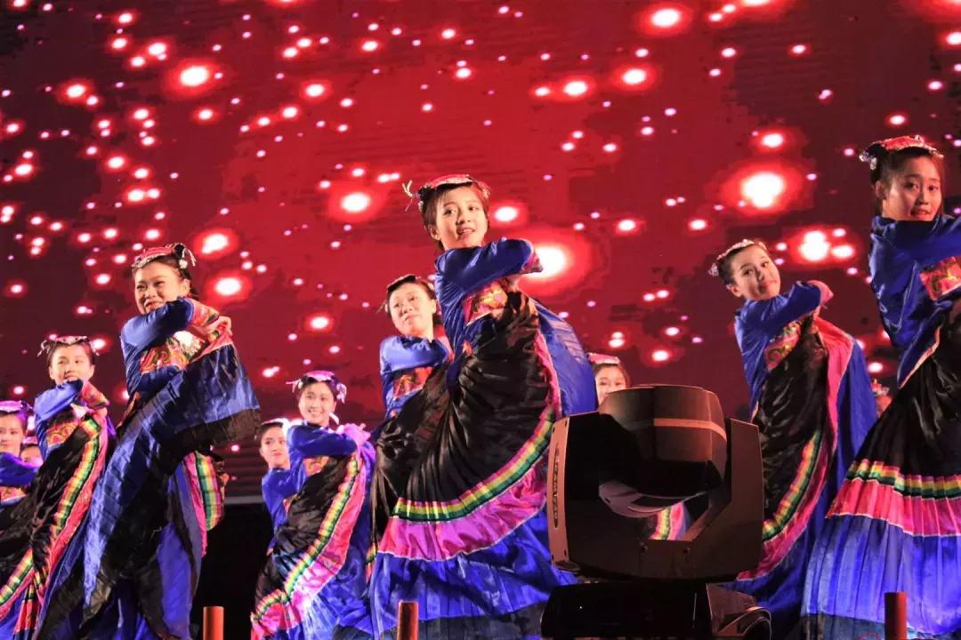 东莞理工学院城市学院新生群,东莞理工学院城市学院英语系