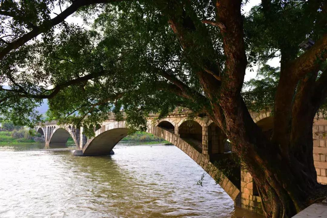 贵州旅游住宿攻略大全推荐,贵州旅游攻略几月份去好点