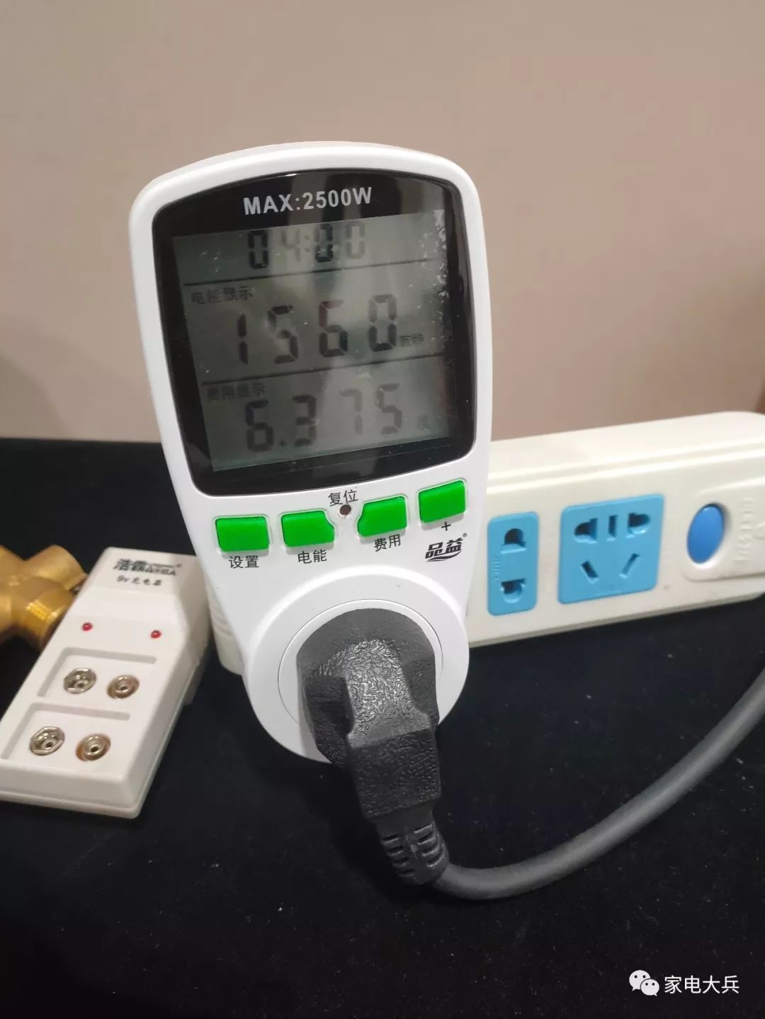 格力美的先锋油汀,格力艾美特取暖器测评