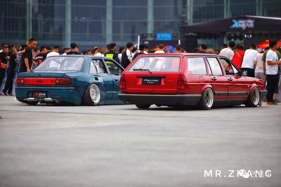 六代马自达323,第六代马自达323