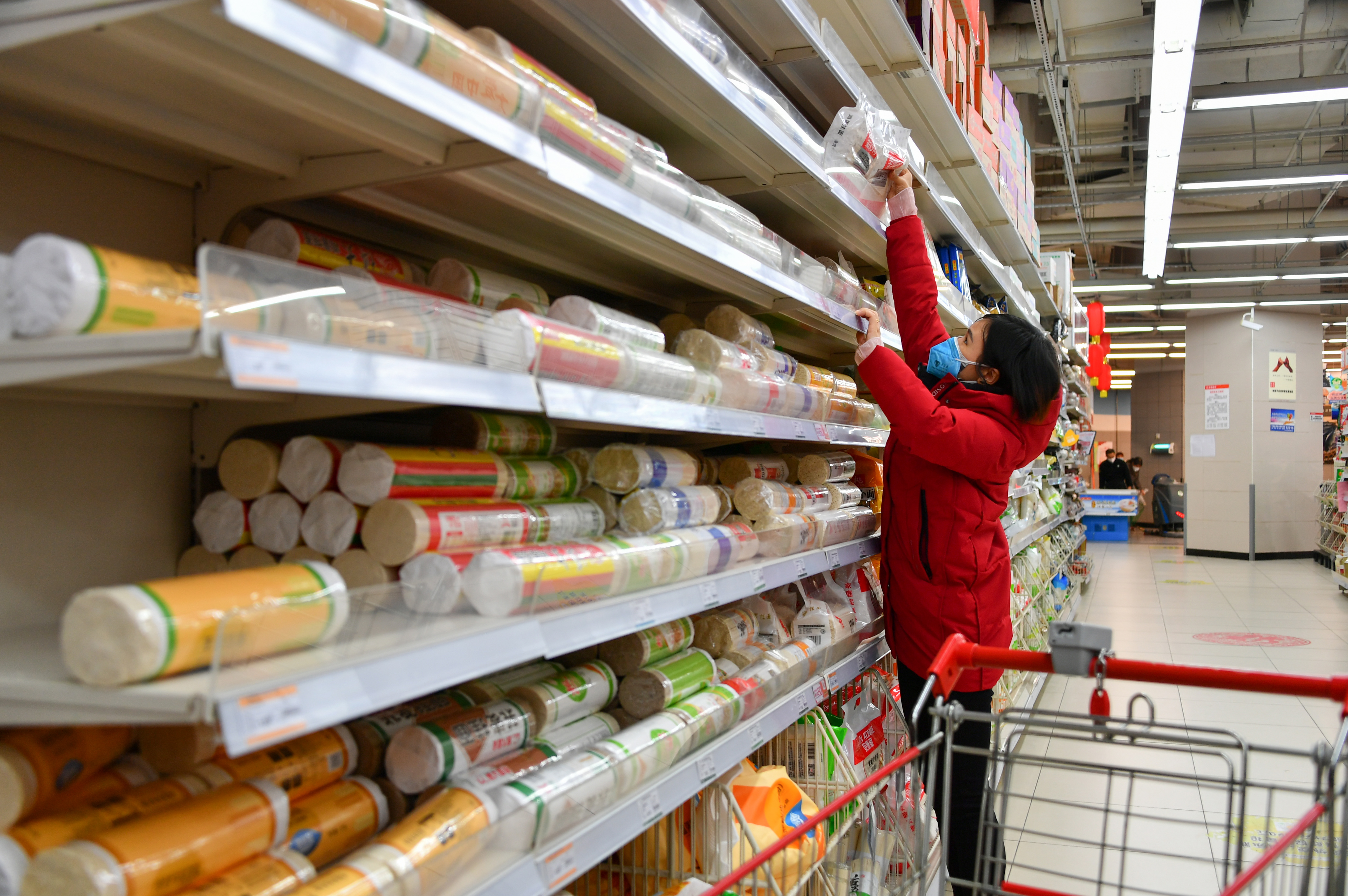 四川表彰驻村第一书记,驻村第一书记为百姓服务