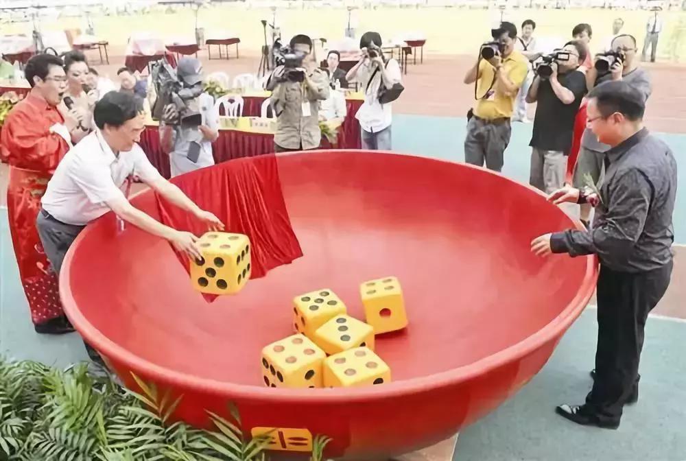 福建漳州厦门的发展,漳州与厦门经济差距