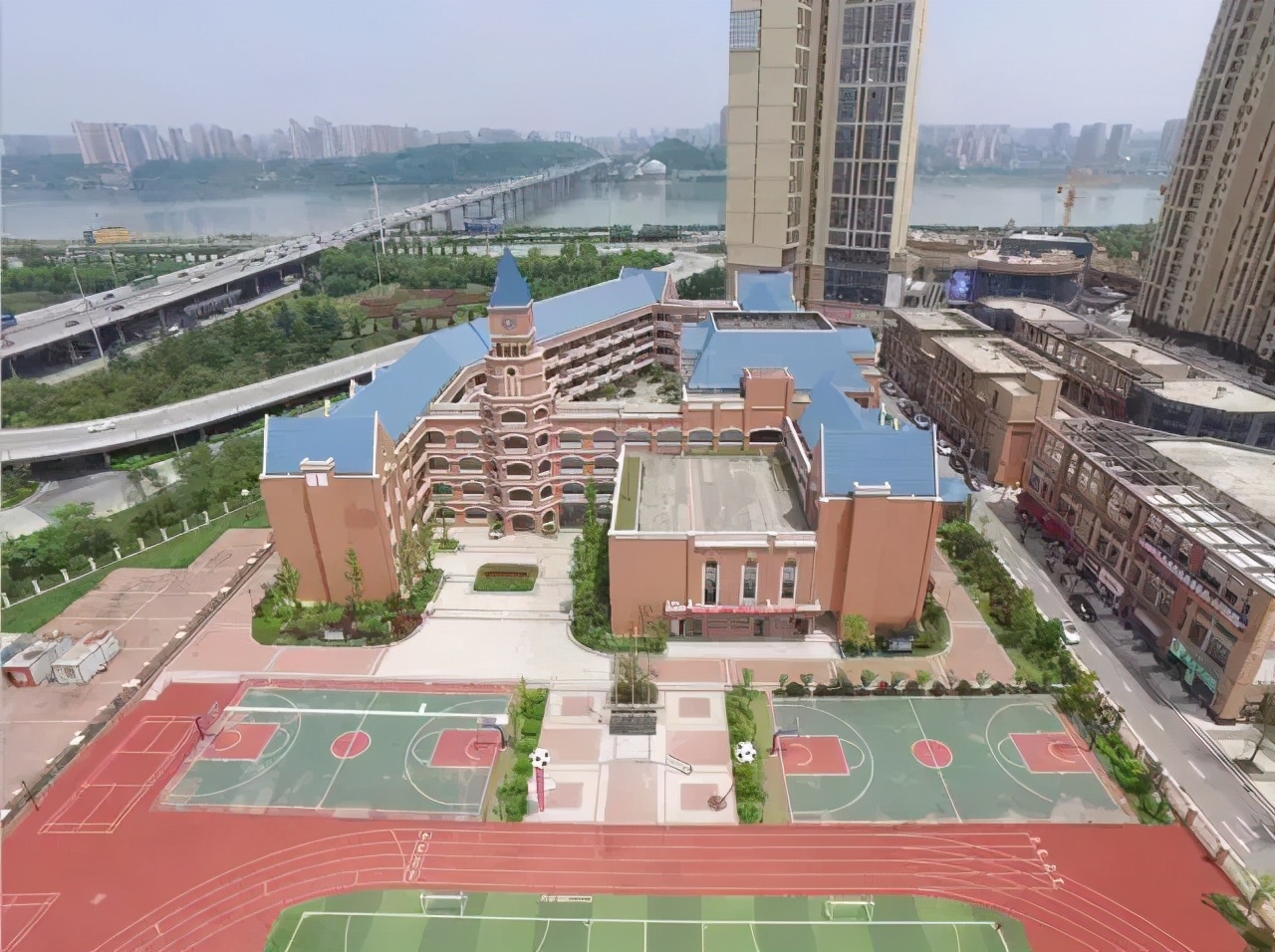 麓山国际长沙分校,麓山国际分校