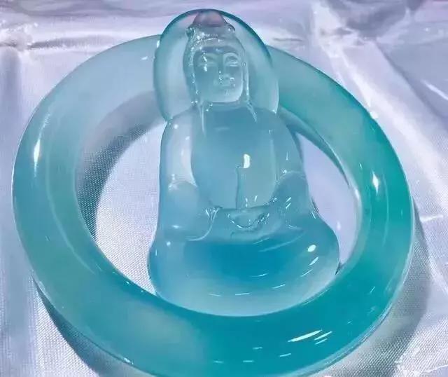 缅甸翡翠手镯批发市场价格,天然翡翠手镯正品高货缅甸