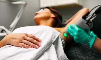 如何调理让皮肤变得光滑干净,怎样能使全身皮肤细腻白皙