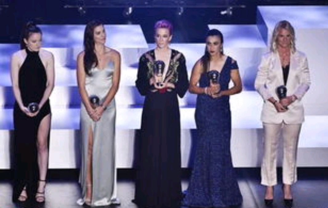 美女足队长再谈男女平等，郜林一句话秒替FIFA解围