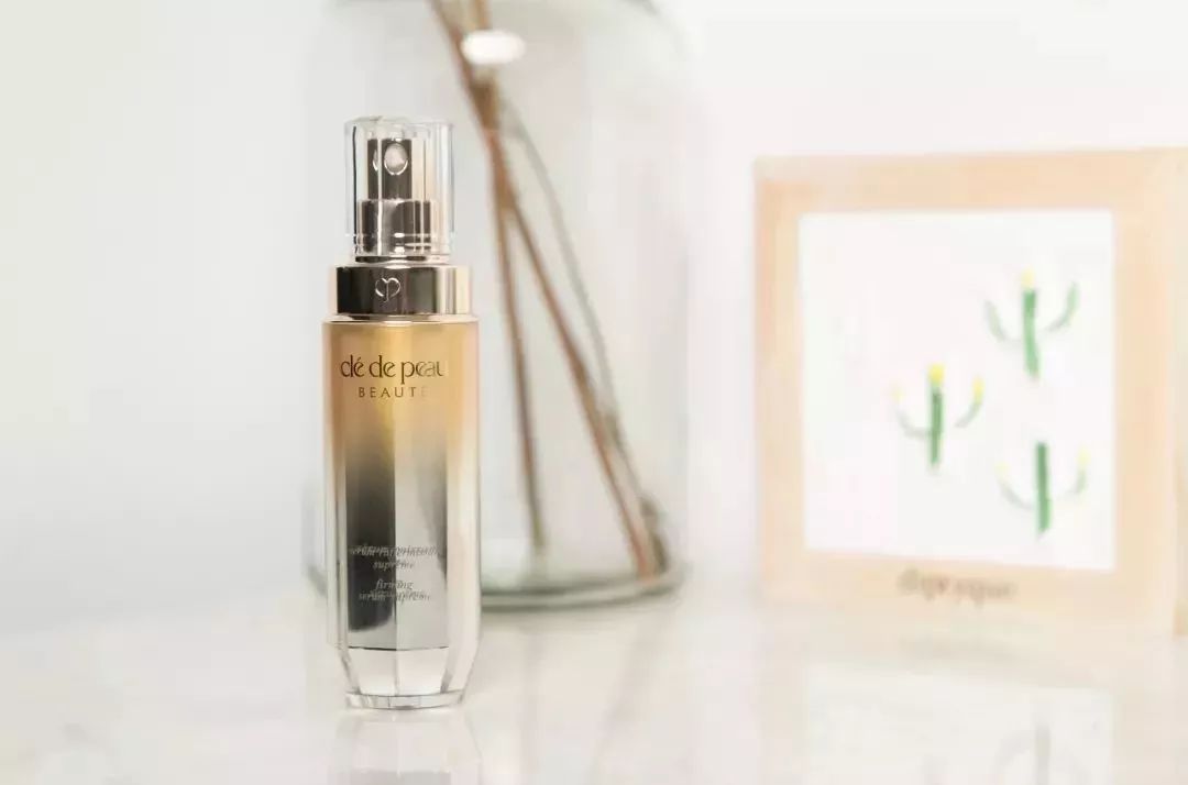 干皮娇韵诗双萃和红腰子哪个好,娇韵诗双萃精华跟红腰子哪个更好