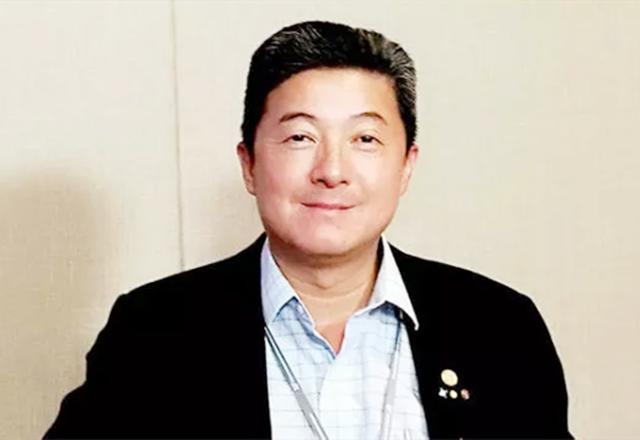 北大才子余杰：自称蒙古人，勾结*华反**势力讨好美国，一切有迹可循