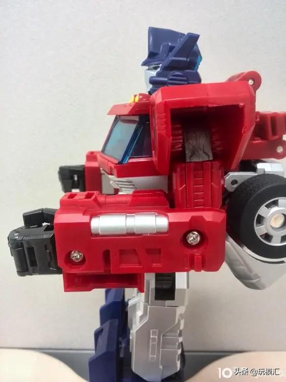 擎天柱电影版ls03玩具,03岁的玩具