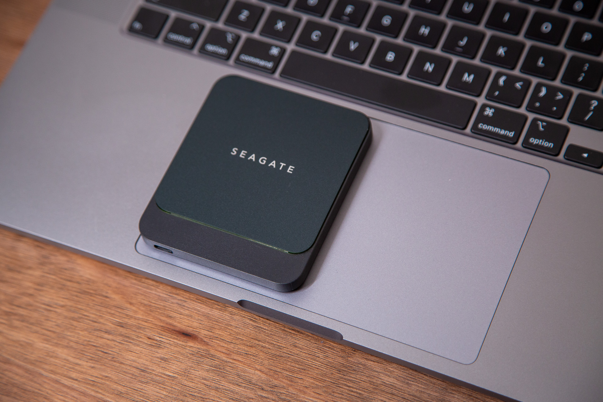 希捷酷鱼飞翼固态硬盘,希捷酷鱼飞翼测评