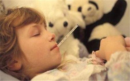 头孢克肟过敏皮疹会自己消吗,吃头孢会起疹子么