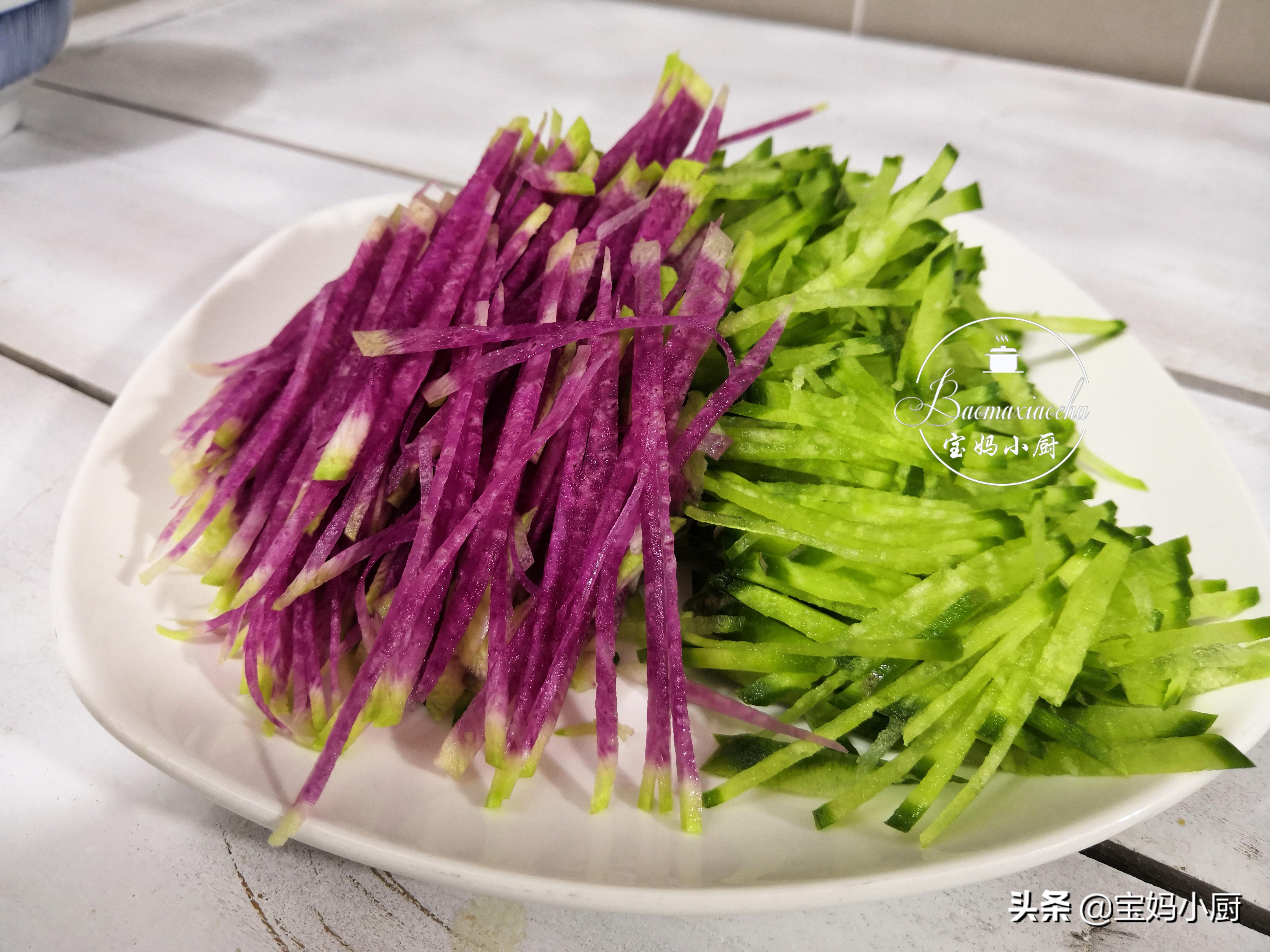 做鱼丸加蛋清和生粉还是打不上劲,鱼丸的制作方法一定要加蛋清吗