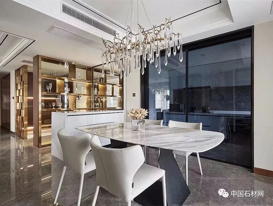 大理石餐桌哪种好,大理石餐桌要1.8厚的还是要3.6厚的