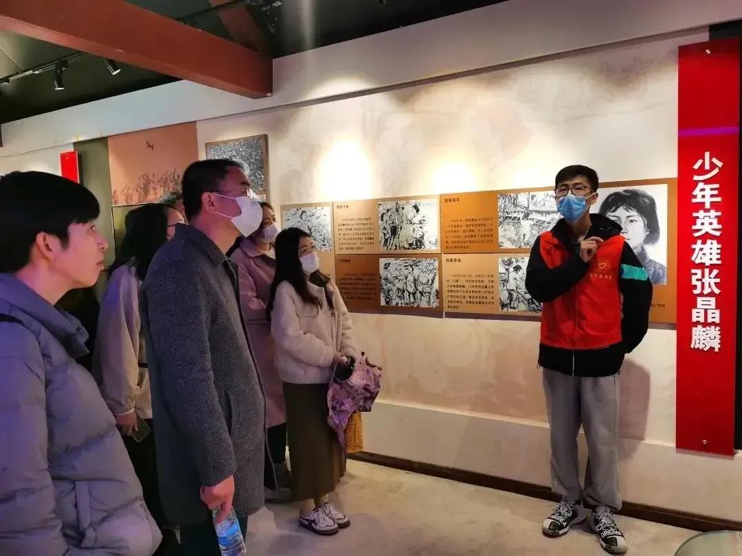 1941年,15岁抗日小英雄被日*用军**搓衣板搓烂胸部,头颅挂在村墙