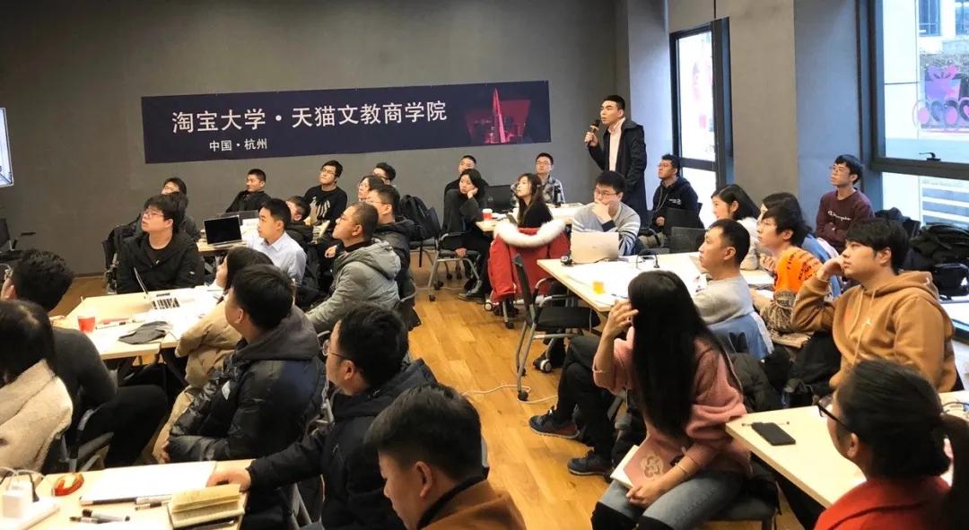 鏂囨暀琛屼笟鐜扮姸,鏁欒偛鏈烘瀯閫嗗娍鐖嗗彂