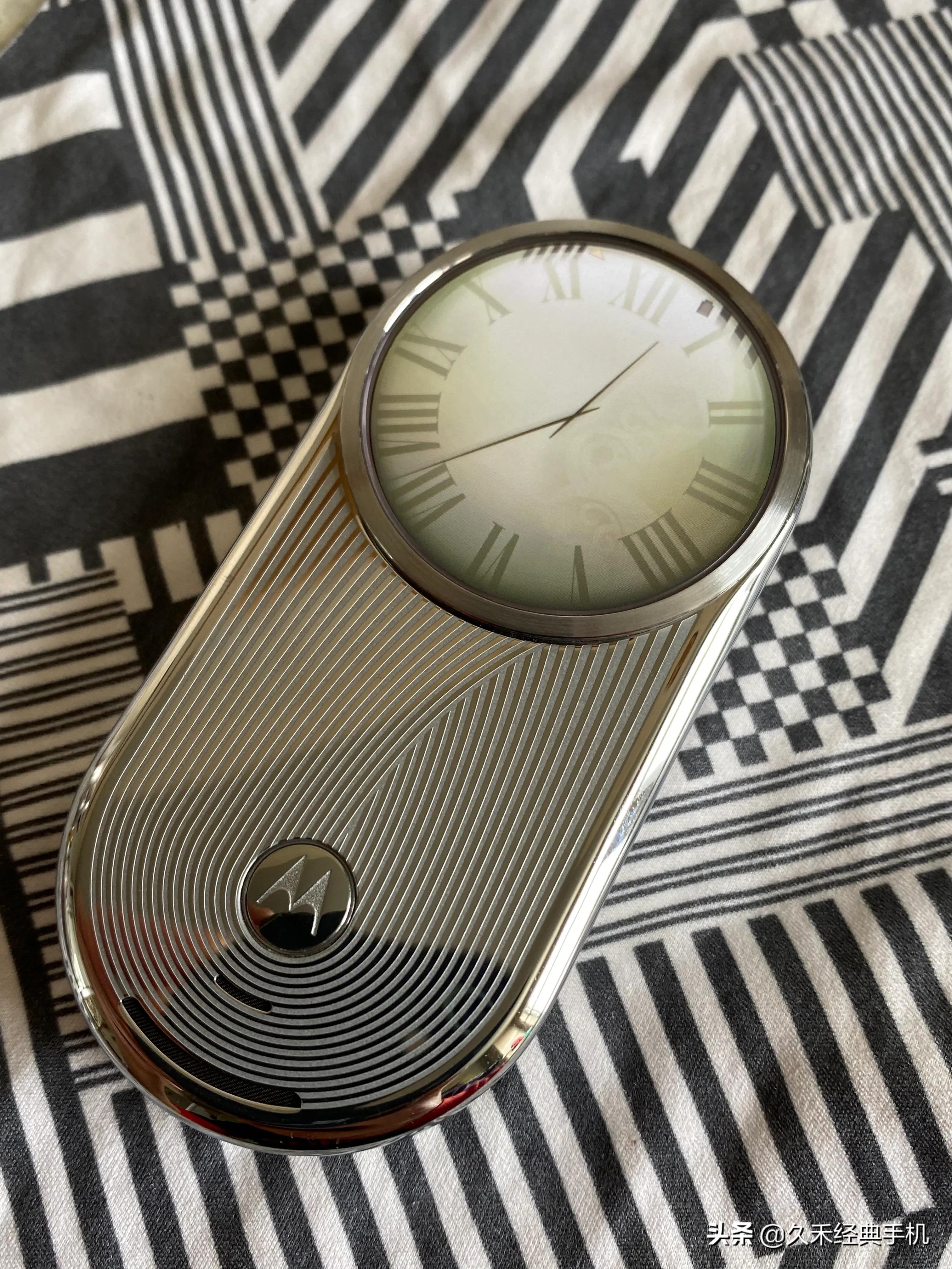 摩托罗拉aurar1当年售价,摩托罗拉aurar1二手