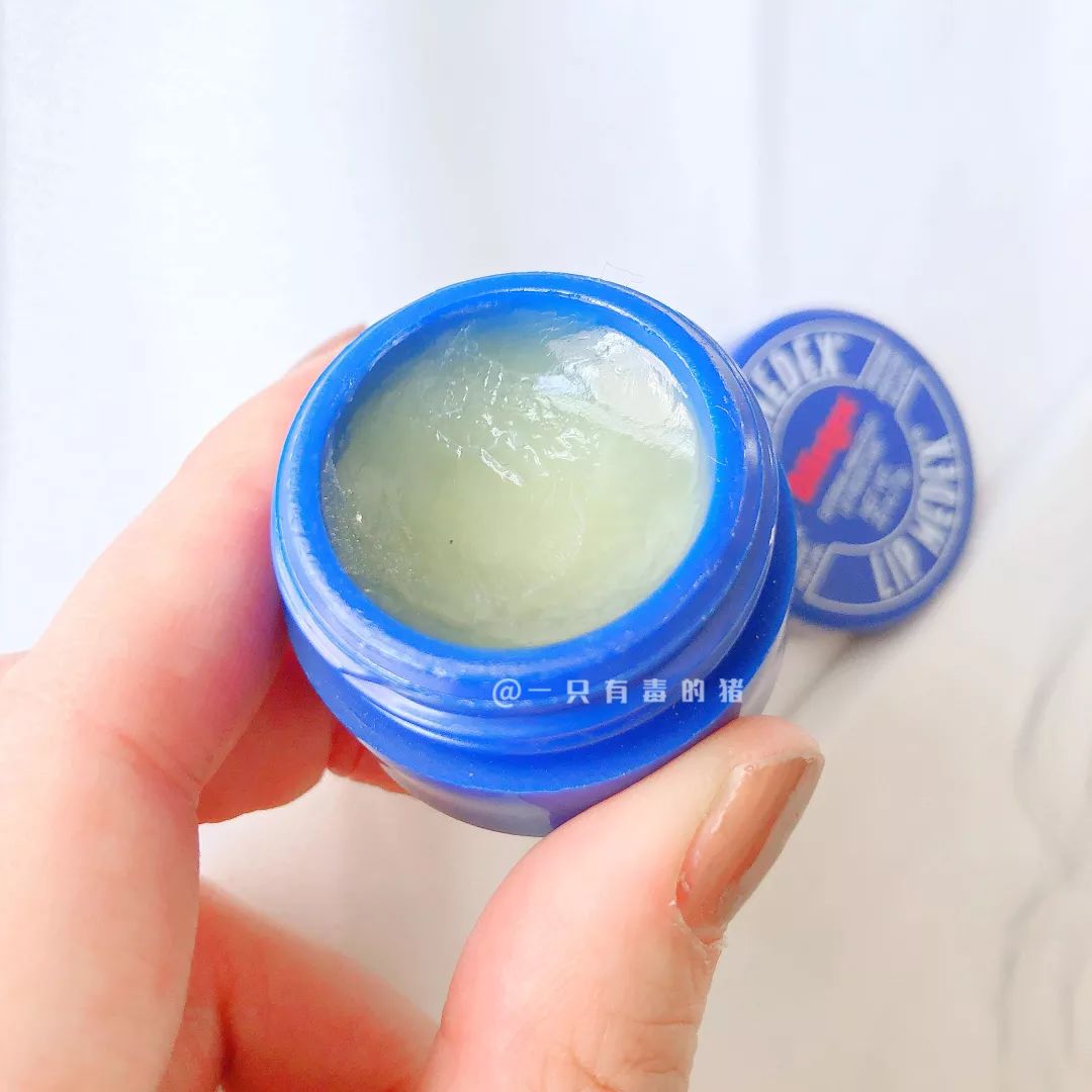 空管的润唇膏,空管的唇膏