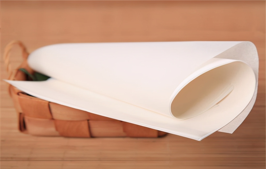 吸油纸可以放微波炉里面吗,吸油纸可以直接放进微波炉吗