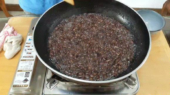 煮红豆的不变色小秘诀,儿童红豆怎么煮好喝