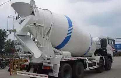 搅拌车卸料时挂几挡,小型搅拌车卸料注意事项