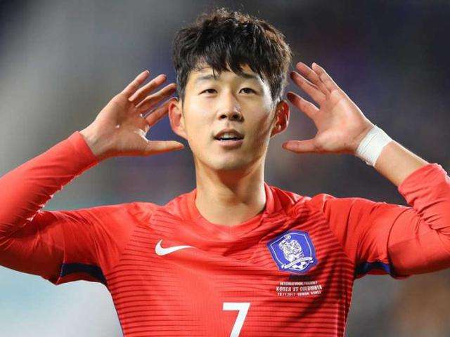 德甲当年两大亚洲新星如今韩小将成世界级球员中国小将踢中超