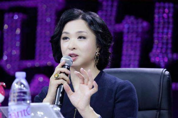 毒舌女王金星变性后续,毒舌金星的传奇人生