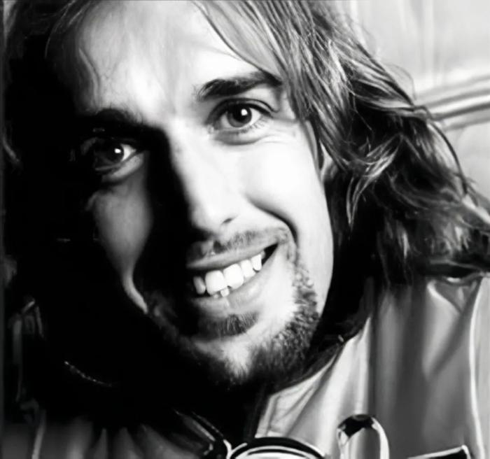 足球岁月记忆完整视频,足球记忆青春