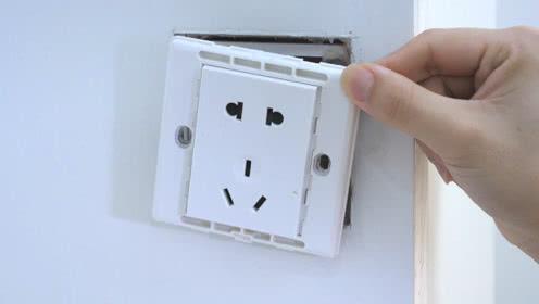 墙壁松动插座固定不住怎么办,墙上插座松了怎么固定