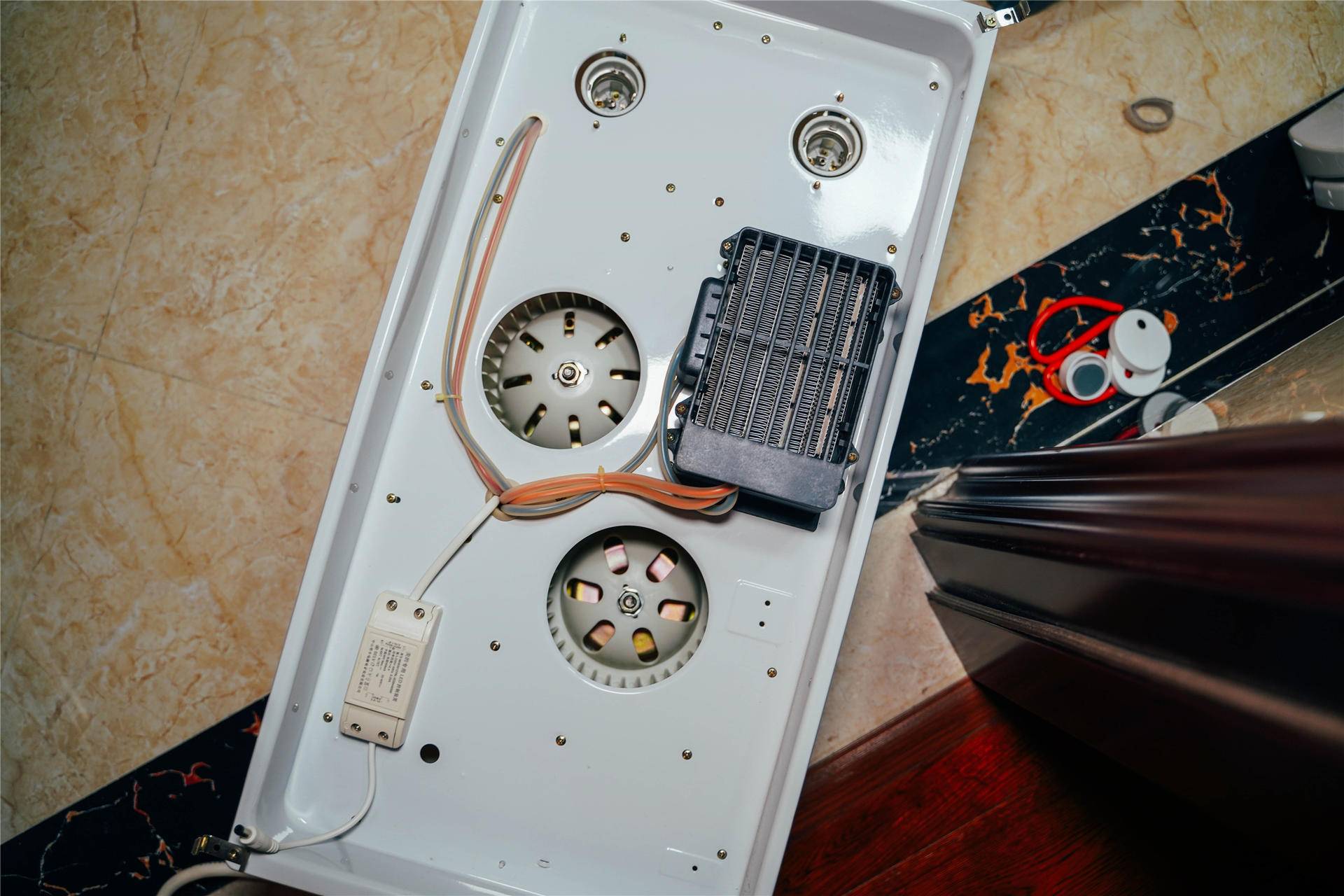 公牛y01b浴霸拆机视频,公牛y01b浴霸怎么串灯