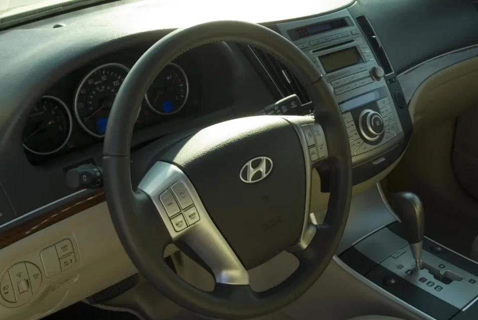 现代进口帕里斯帝尺寸,现代进口帕里斯帝用的谁的发动机