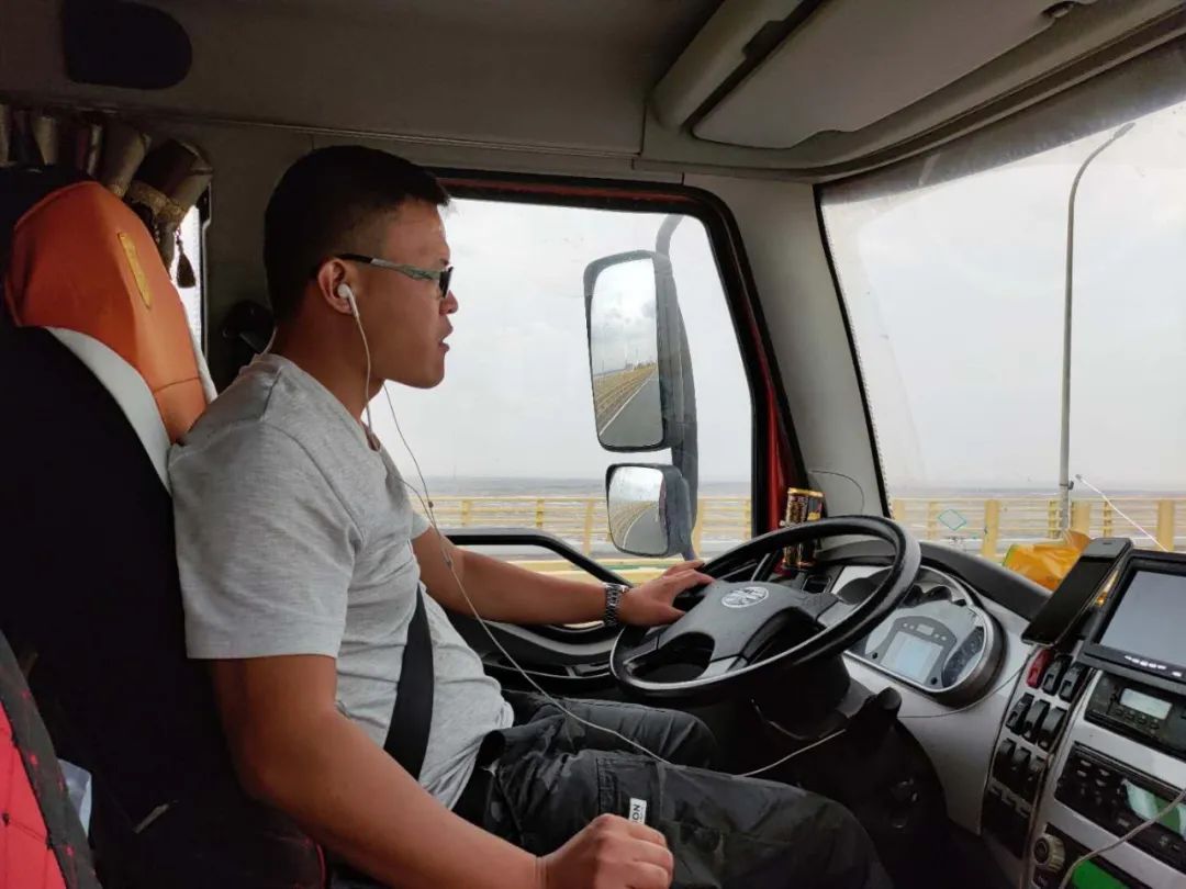 少年蒙冤者的沉默半生：曾物理第一立志考学，现为货车司机