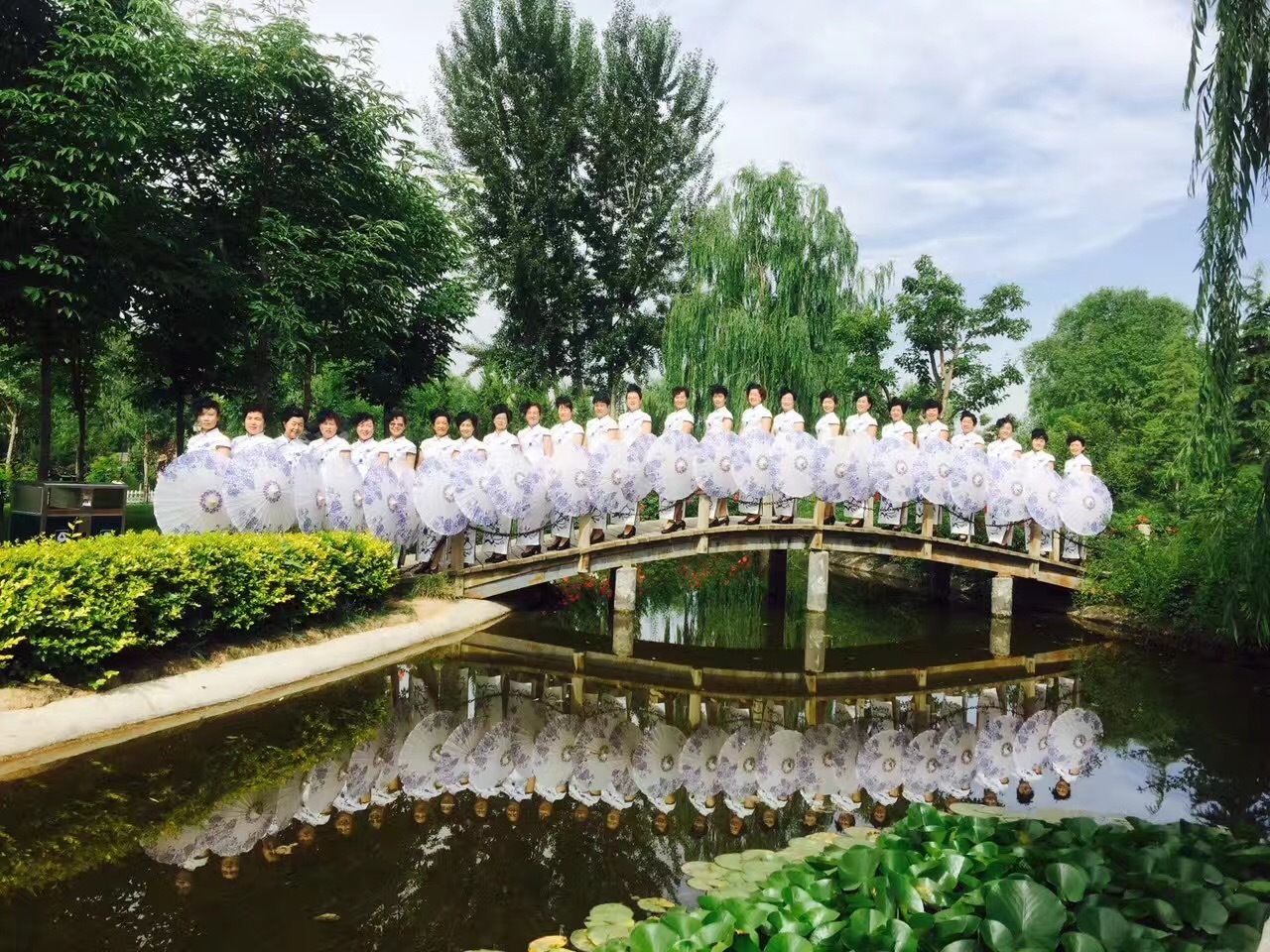 母亲节趁时光正好把爱送给妈妈,母亲节时光再慢一点